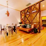Art 公寓式酒店 4*